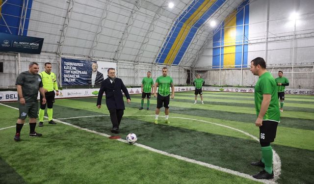 DERİNCE’DE DOSTLUK TURNUVASI BAŞLADI