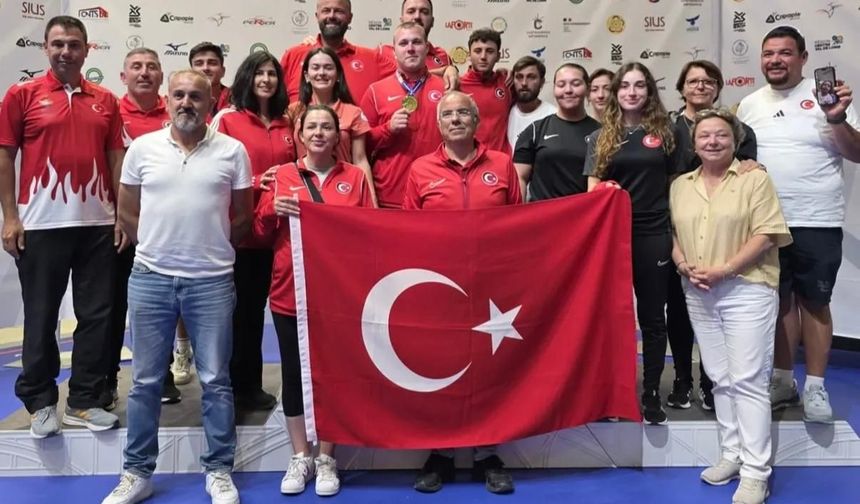 Kağıtspor, 2025'e 317 madalya sığdırdı